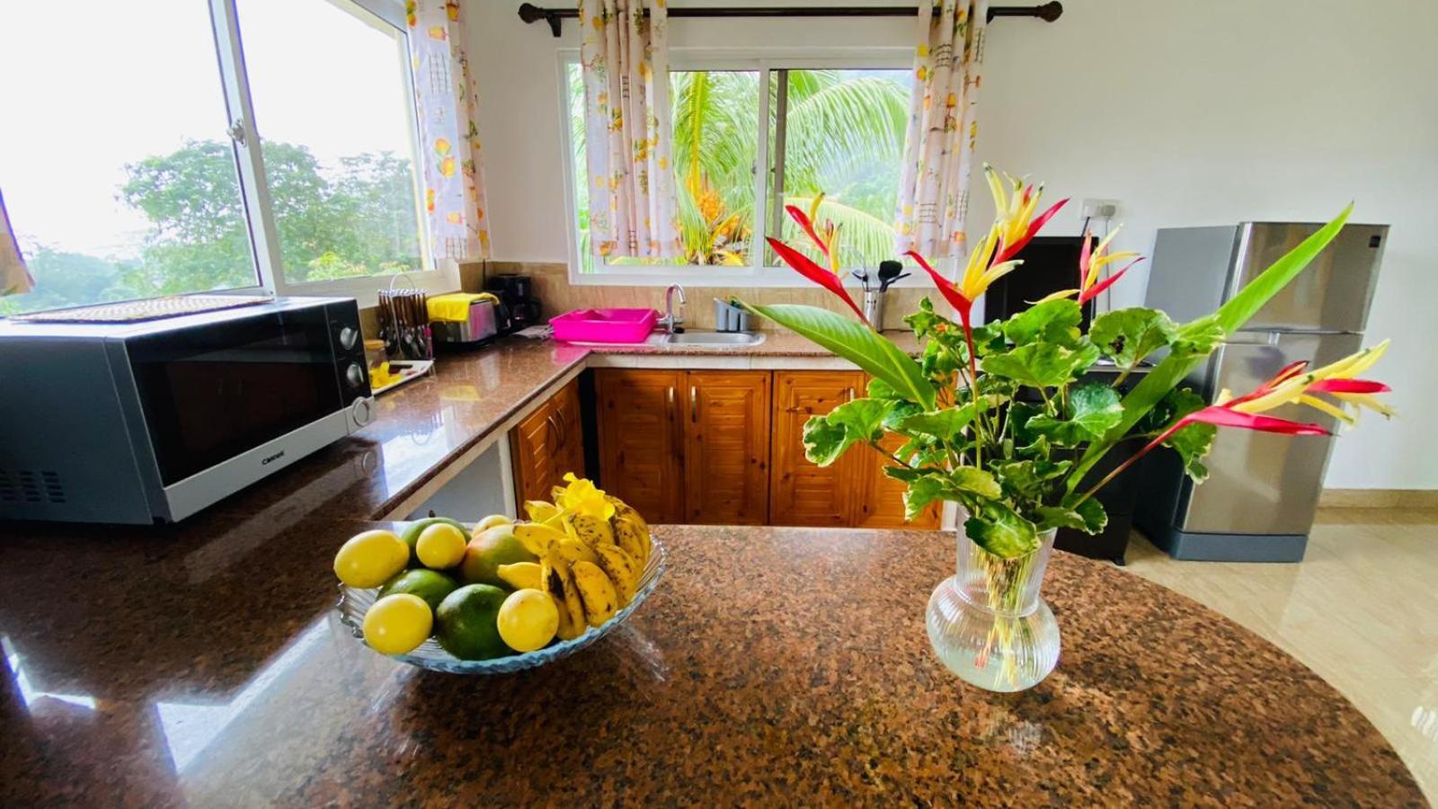 Josies Cottage Vịnh Beau Vallon Ngoại thất bức ảnh