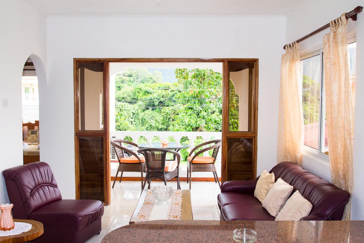 Josies Cottage Vịnh Beau Vallon Ngoại thất bức ảnh
